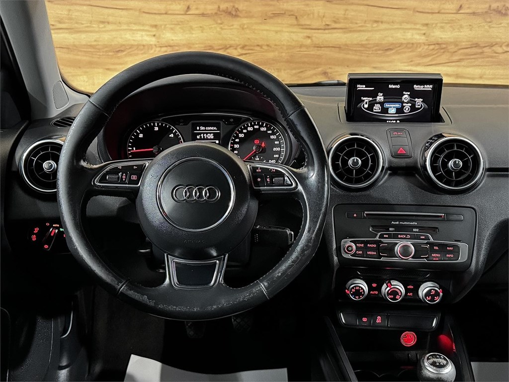 Foto 12 AUDI A1 Sportback 1.6 TDI 115CV Adrenalin2 S-Line