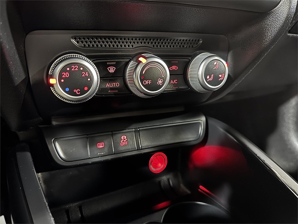 Foto 26 AUDI A1 Sportback 1.6 TDI 115CV Adrenalin2 S-Line