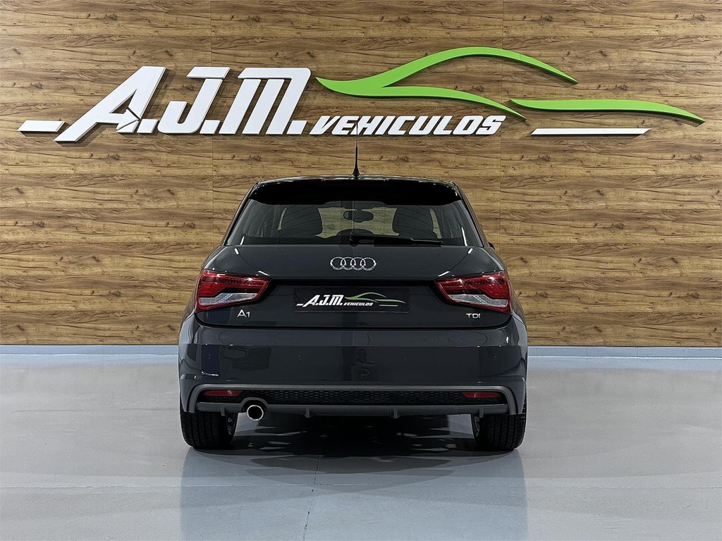 Foto 40 AUDI A1 Sportback 1.6 TDI 115CV Adrenalin2 S-Line