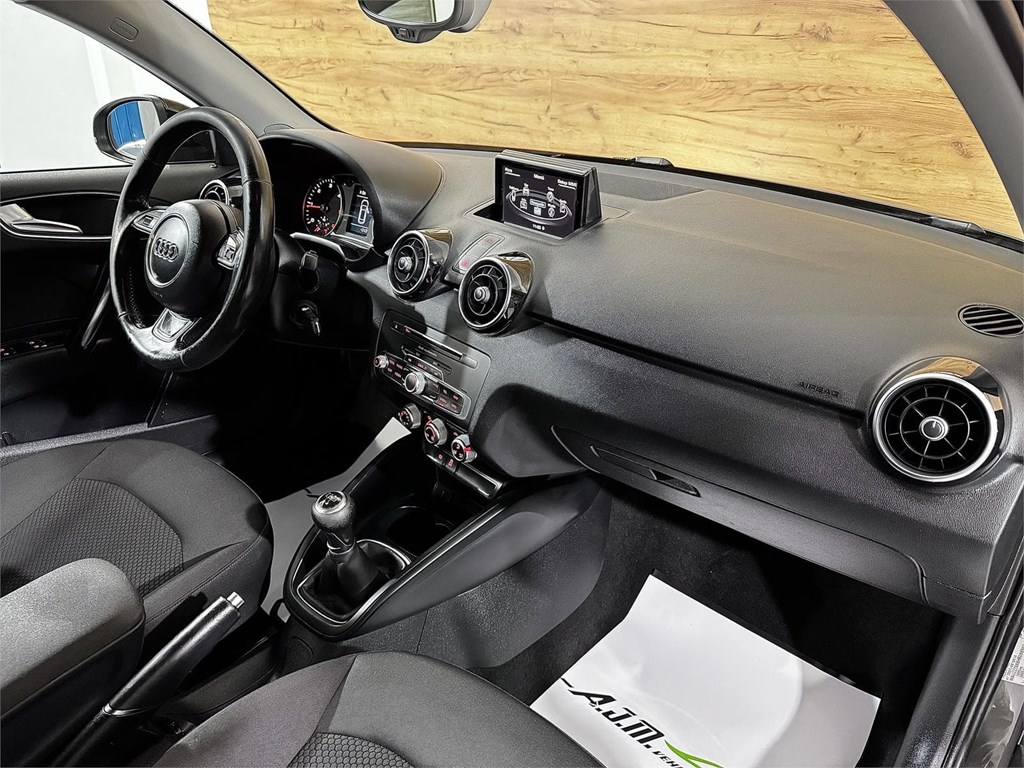 Foto 9 AUDI A1 Sportback 1.6 TDI 115CV Adrenalin2 S-Line
