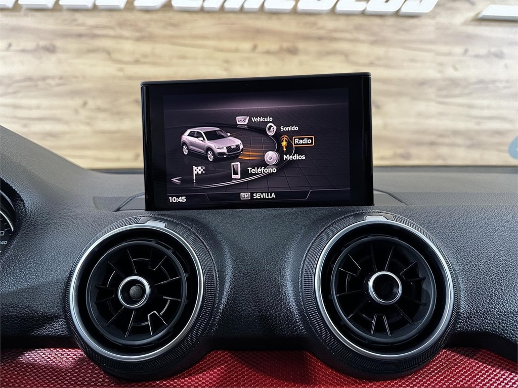 Foto 30 AUDI Q2 Black Line 1.5 TFSI 150CV S tronic (AUTOMÁTICO 7 VEL.)