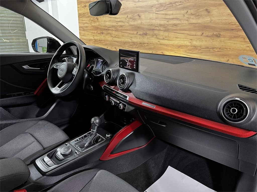 Foto 9 AUDI Q2 Black Line 1.5 TFSI 150CV S tronic (AUTOMÁTOCO 7 VEL.)