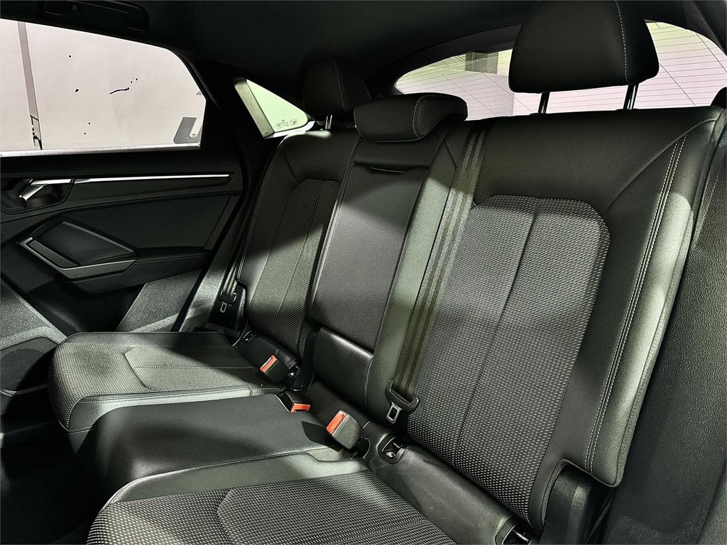 Foto 40 AUDI Q3 Sportback S-LINE 2.0 TDI 150CV S tronic (AUTOMÁTICO 7V)