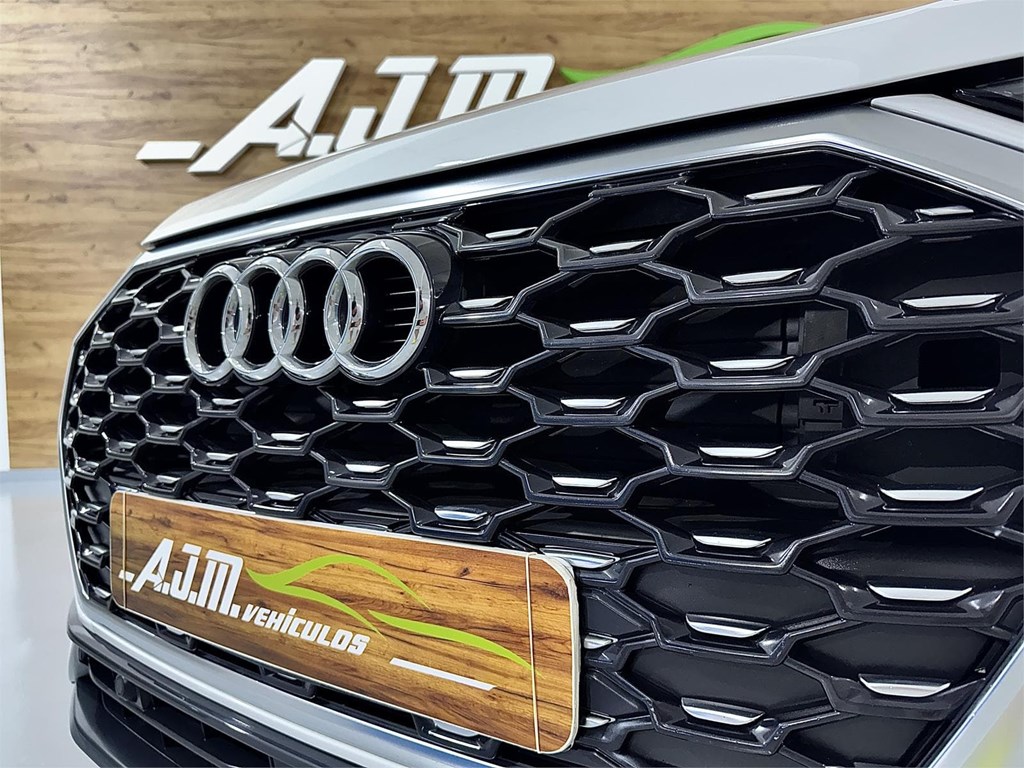 Foto 46 AUDI Q3 Sportback S-LINE 2.0 TDI 150CV S tronic (AUTOMÁTICO 7V)