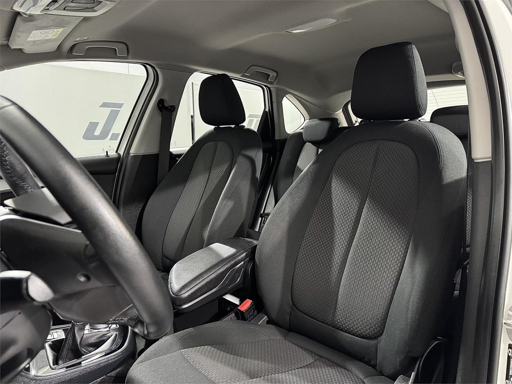 Foto 21 BMW Serie 2 Active Tourer 218d Business 2.0 150 CV