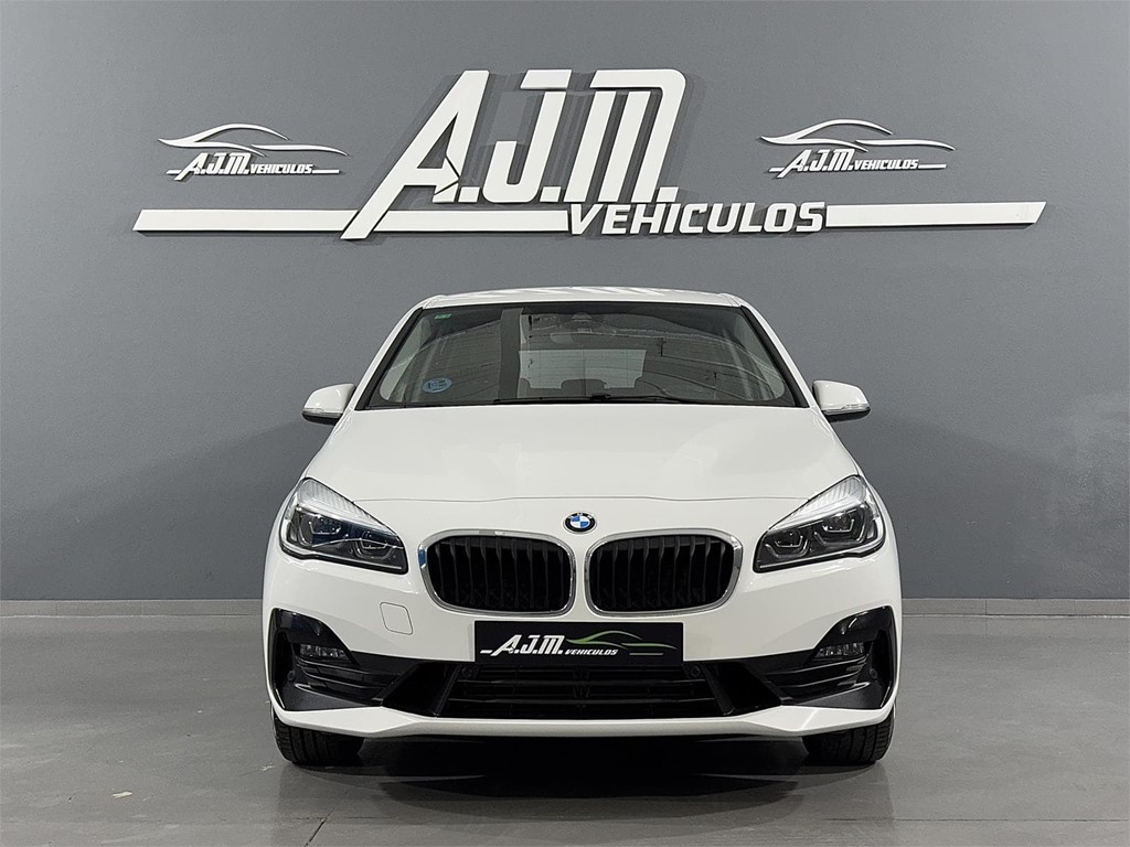 Foto 2 BMW Serie 2 Active Tourer 218d Business 2.0 150 CV