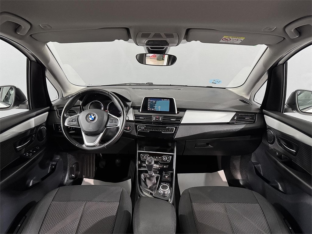Foto 7 BMW Serie 2 Active Tourer 218d Business 2.0 150 CV