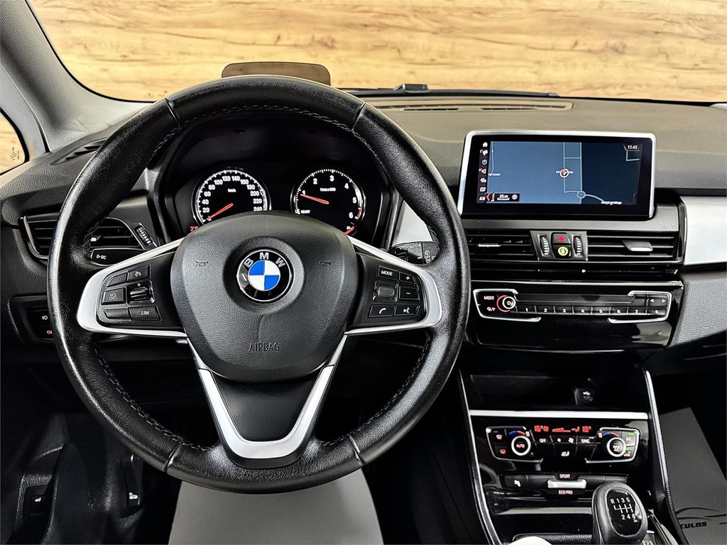 Foto 12 BMW Serie 2 Gran Tourer 218d Business 2.0 150 CV