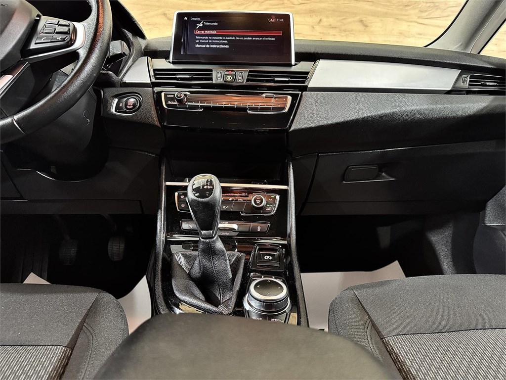 Foto 24 BMW Serie 2 Gran Tourer 218d Business 2.0 150 CV