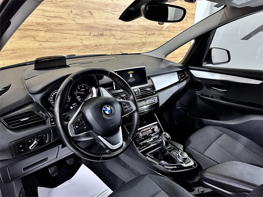 Foto 7 BMW Serie 2 Gran Tourer 218d Business 2.0 150 CV