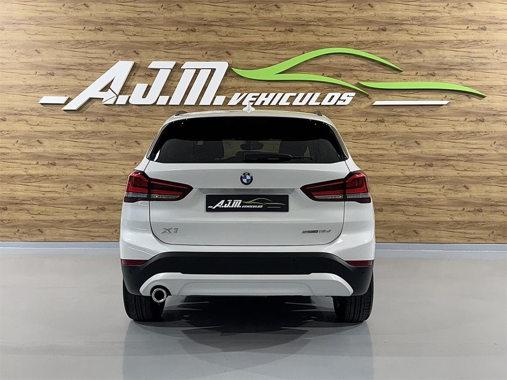 Foto 43 BMW X1 sDrive16d Business 1.5 115CV AUTO 7V