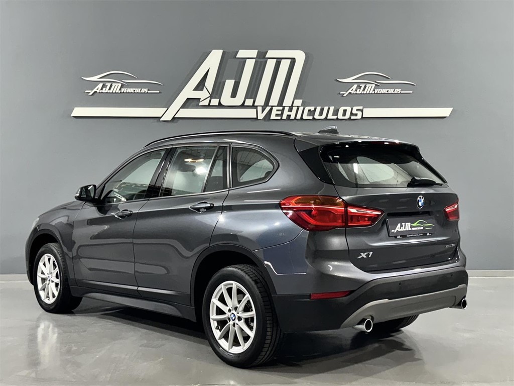 Foto 5 BMW X1 SDrive18D