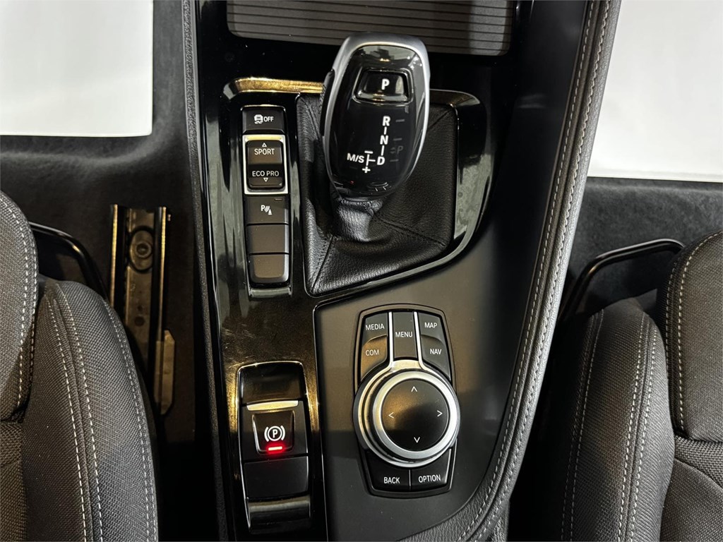 Foto 16 BMW X2 SDrive 18I 1.5 140 CV
