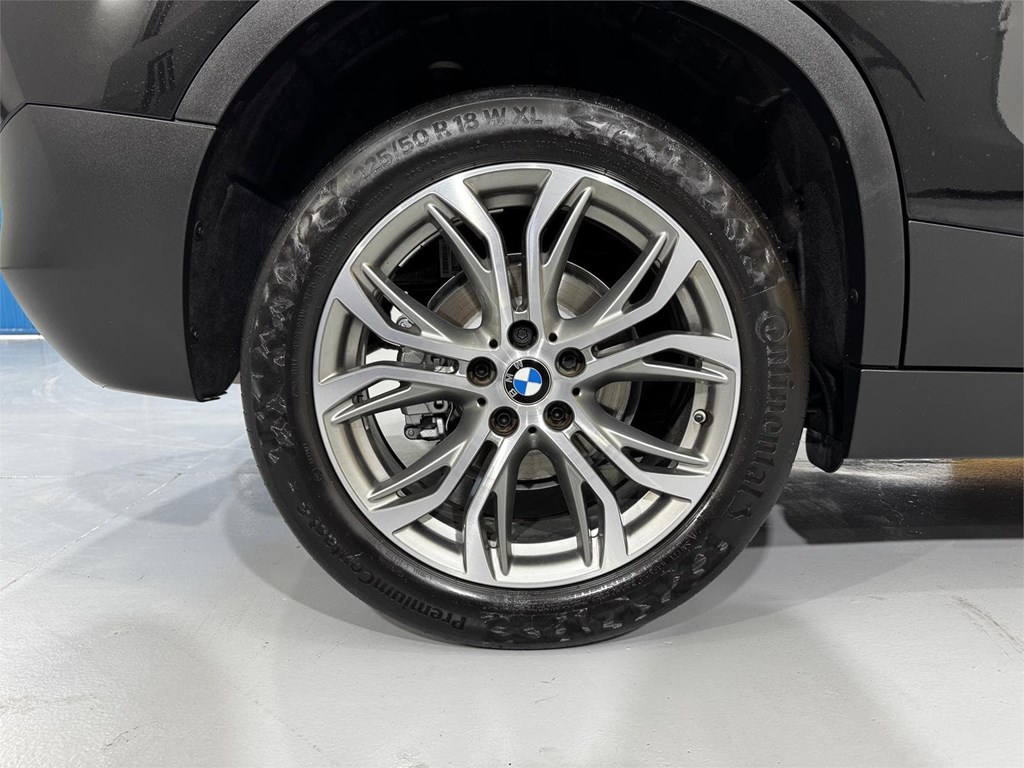 Foto 29 BMW X2 SDrive 18I 1.5 140 CV