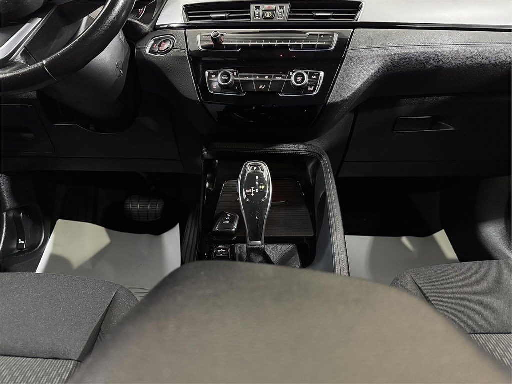 Foto 24 BMW X2 sDrive18i CX 1.5 140CV AUTO 7V