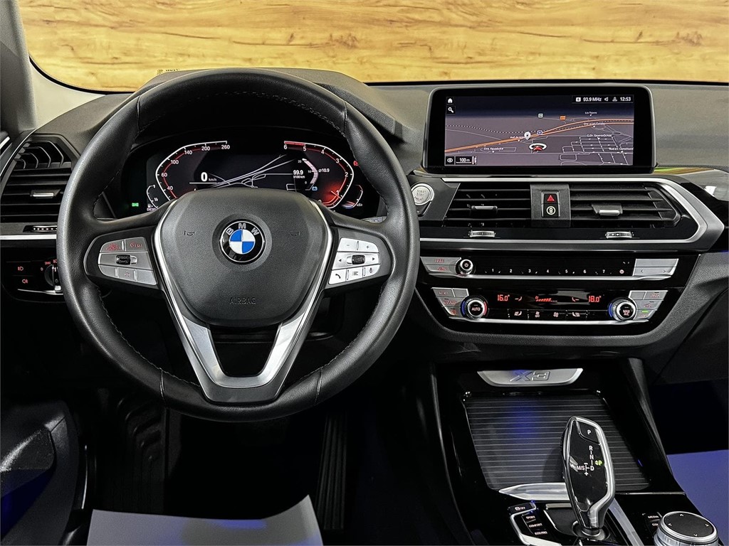 Foto 10 BMW X3 sDrive18d X-Line 2.0 150 CV