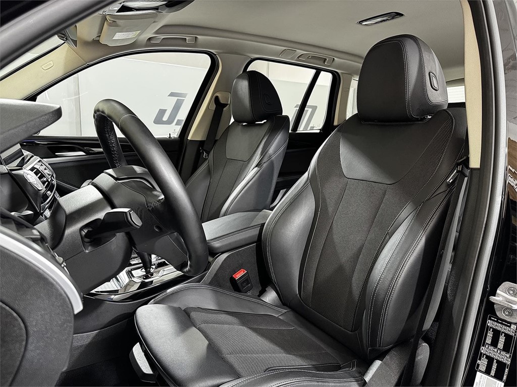 Foto 23 BMW X3 sDrive18d X-Line 2.0 150 CV