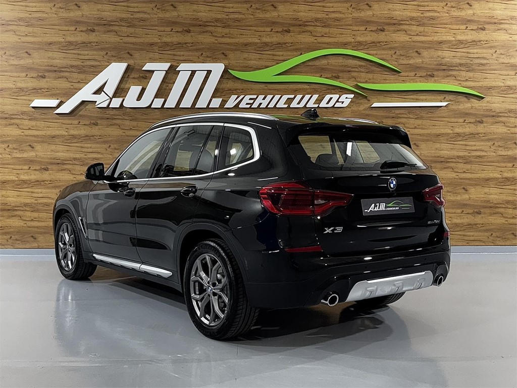 Foto 5 BMW X3 sDrive18d X-Line 2.0 150 CV