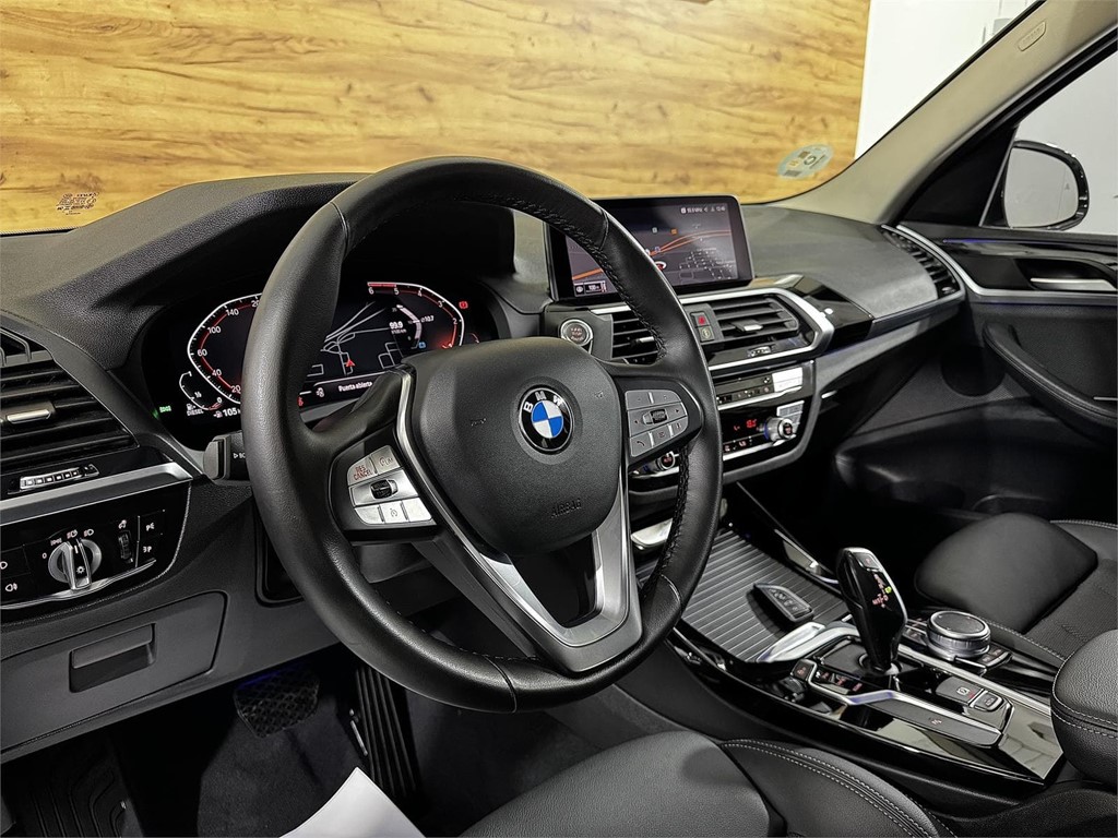 Foto 6 BMW X3 sDrive18d X-Line 2.0 150 CV