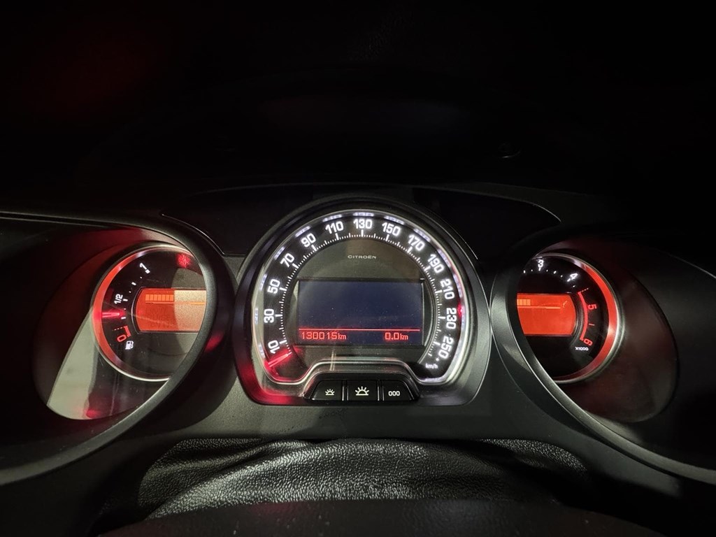 Foto 14 CITROEN C5 1.6 HDi Exclusive