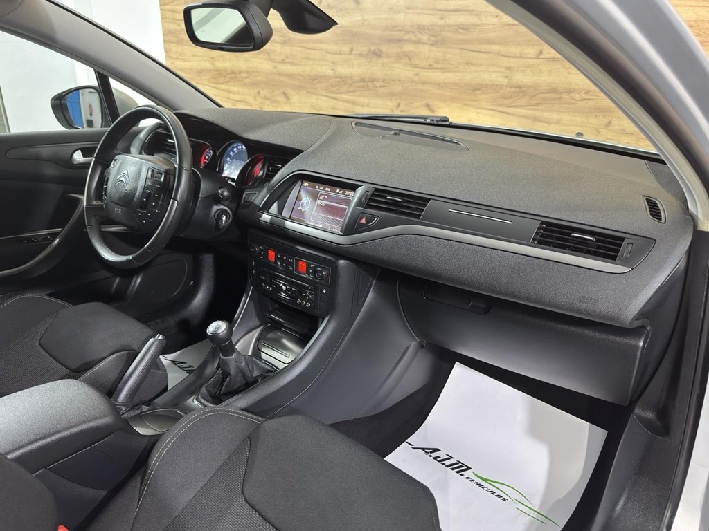 Foto 8 CITROEN C5 1.6 HDi Exclusive
