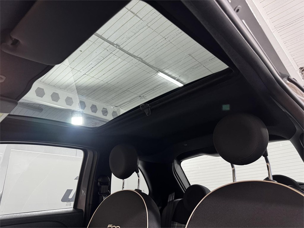 Foto 10 FIAT 500 Lounge 1.2 69 CV