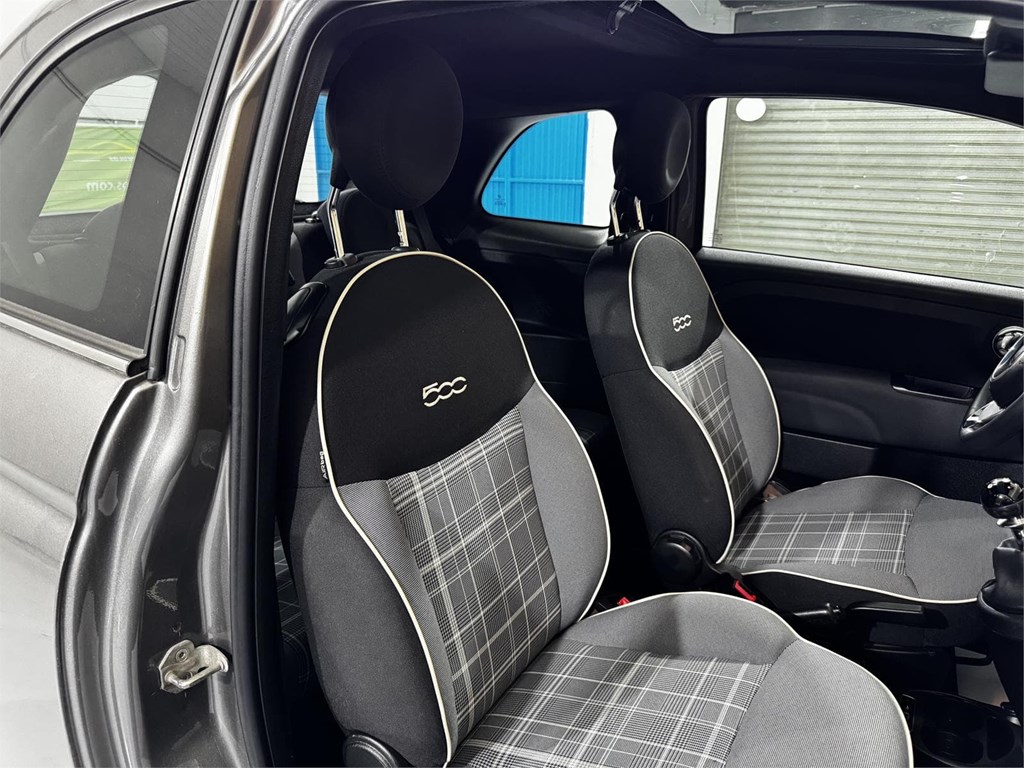 Foto 11 FIAT 500 Lounge 1.2 69 CV
