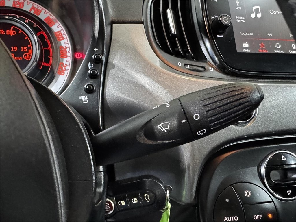 Foto 16 FIAT 500 Lounge 1.2 69 CV