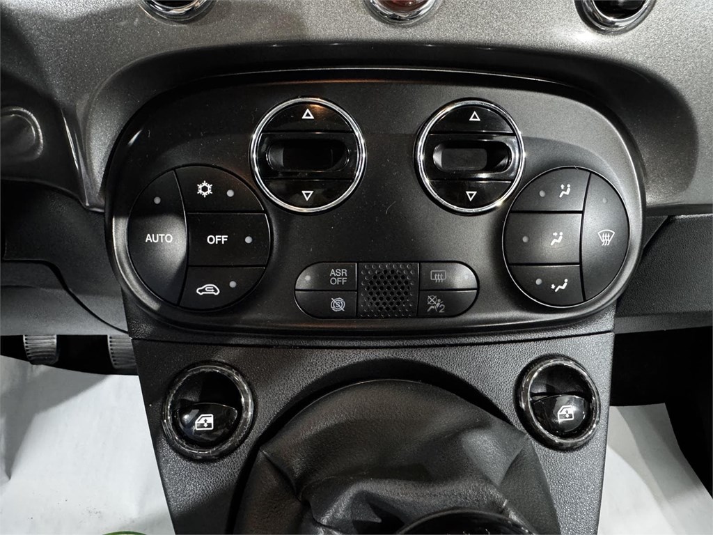 Foto 24 FIAT 500 Lounge 1.2 69 CV