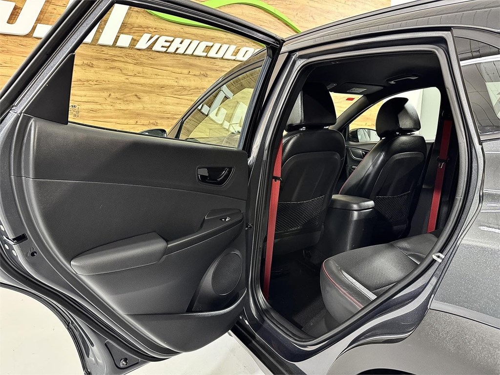 Foto 32 HYUNDAI KONA 1.0 120CV TGDI SLE 4x2