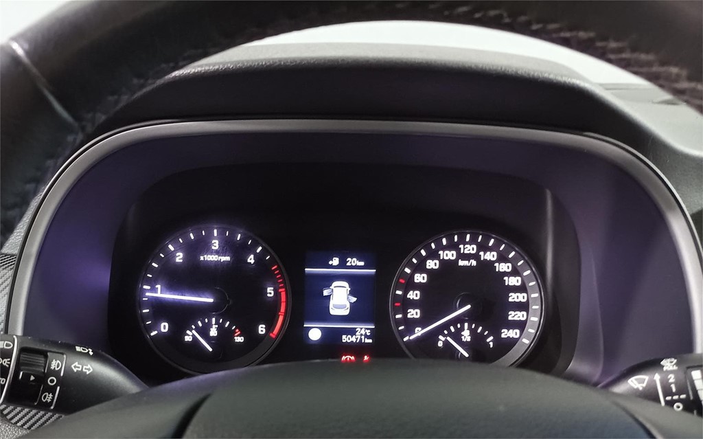 Foto 14 HYUNDAI TUCSON 1.6 CRDI 85kW 116CV 48V SLE 4X2