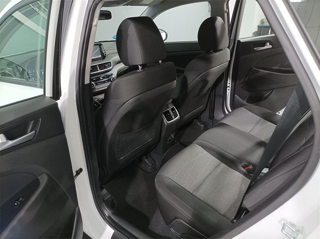 Foto 22 HYUNDAI TUCSON 1.6 CRDI 85kW 116CV 48V SLE 4X2