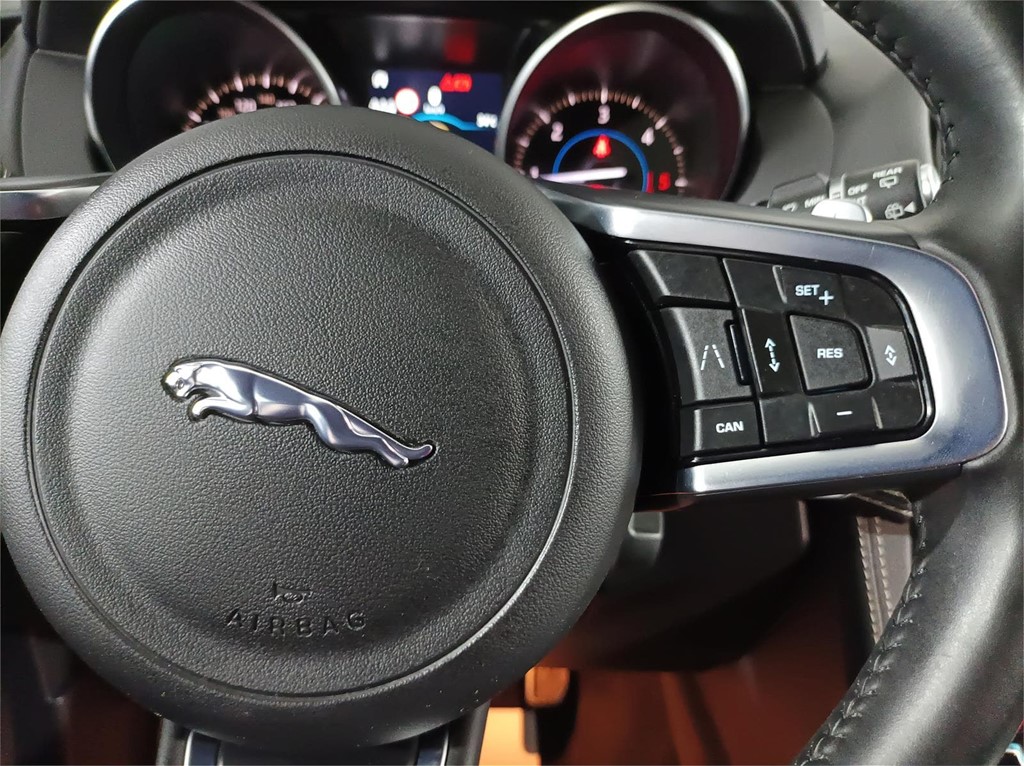 Foto 13 JAGUAR F-PACE R-SPORT (CAMBIO AUTOMATICO) 2.0 180CV