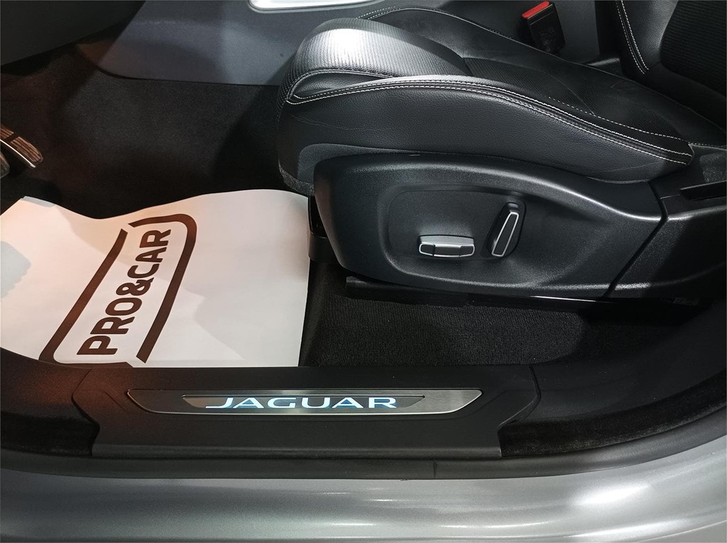 Foto 25 JAGUAR F-PACE R-SPORT (CAMBIO AUTOMATICO) 2.0 180CV