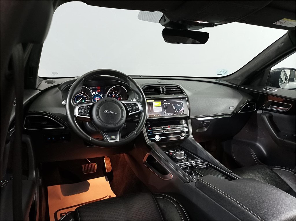 Foto 9 JAGUAR F-PACE R-SPORT (CAMBIO AUTOMATICO) 2.0 180CV