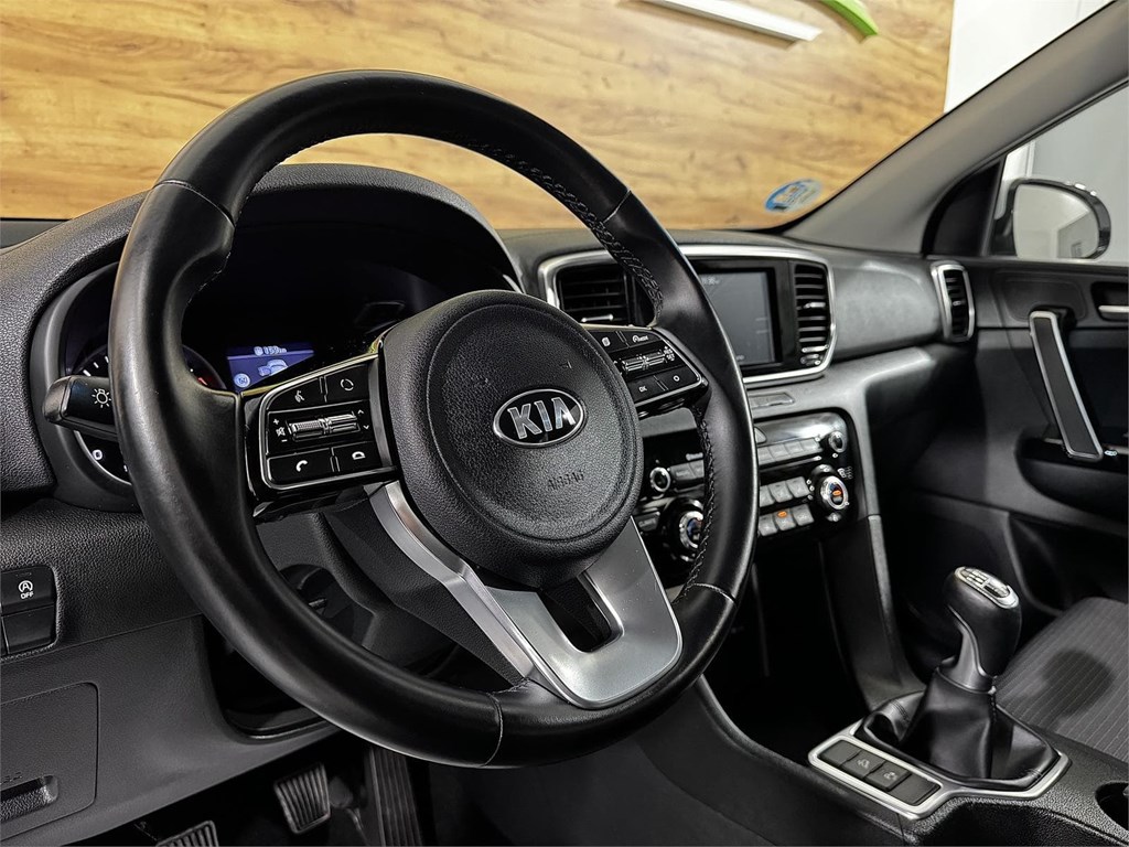 Foto 9 KIA Sportage 1.6 115CV MHEV Drive 4x2