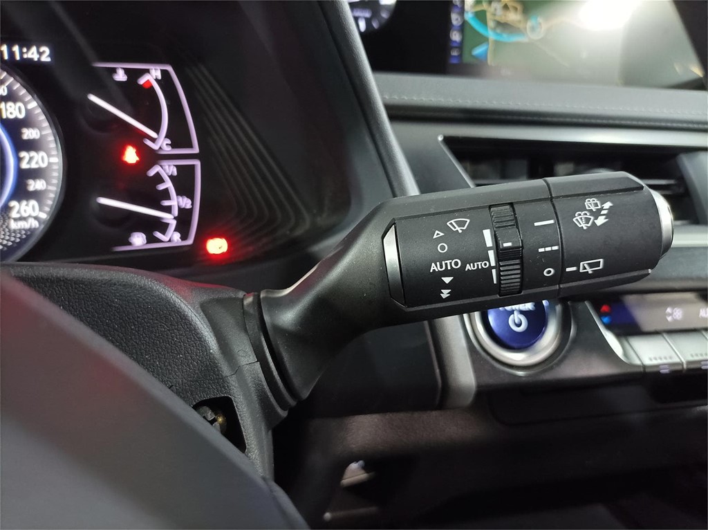 Foto 14 LEXUS UX 250H BUSINESS NAVIGATION 2.0 184CV
