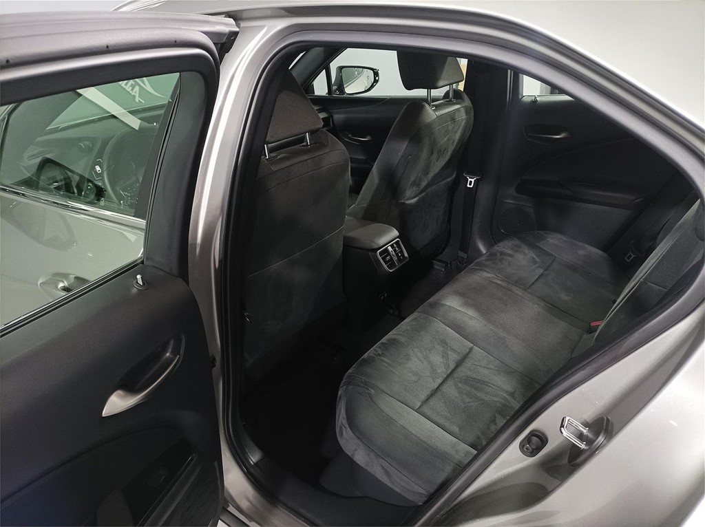 Foto 27 LEXUS UX 250H BUSINESS NAVIGATION 2.0 184CV