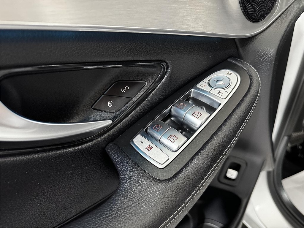 Foto 19 MERCEDES-BENZ Clase GLC 220d 4MATIC 2.2 170 CV AMG LINE