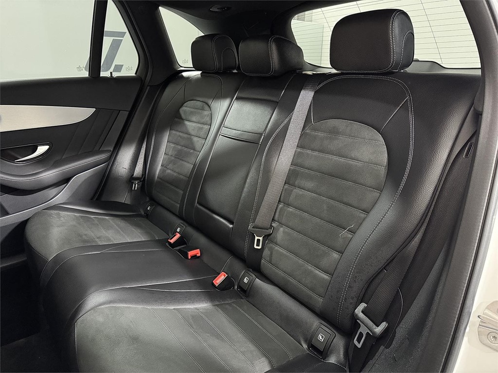 Foto 35 MERCEDES-BENZ Clase GLC GLC 200 d 4MATIC AMG LINE