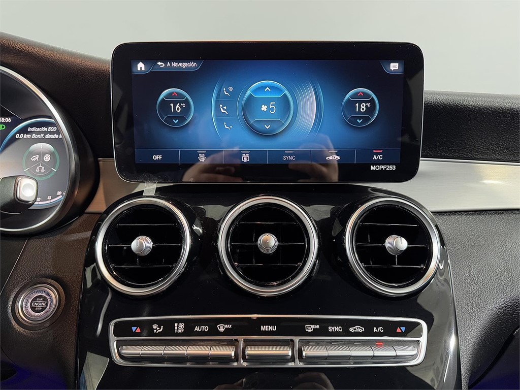Foto 28 MERCEDES-BENZ GLC Coupe GLC 200 d 4MATIC