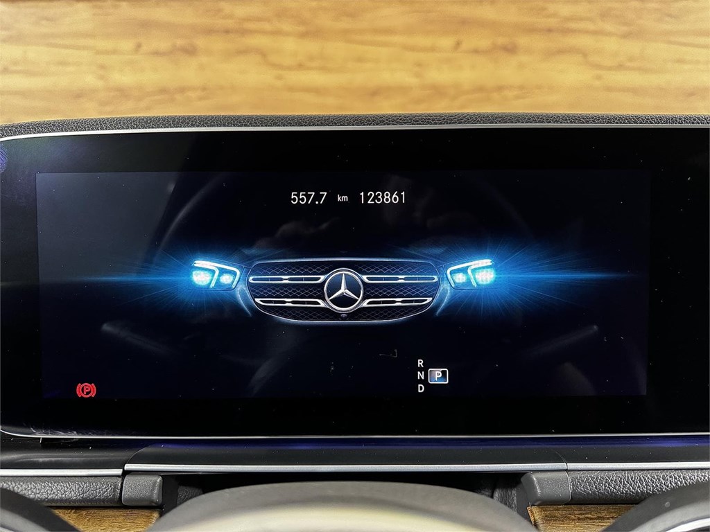 Foto 23 MERCEDES-BENZ GLE GLE 300 d 4MATIC 2.0 245CV AMG LINE (AUTO 9V)