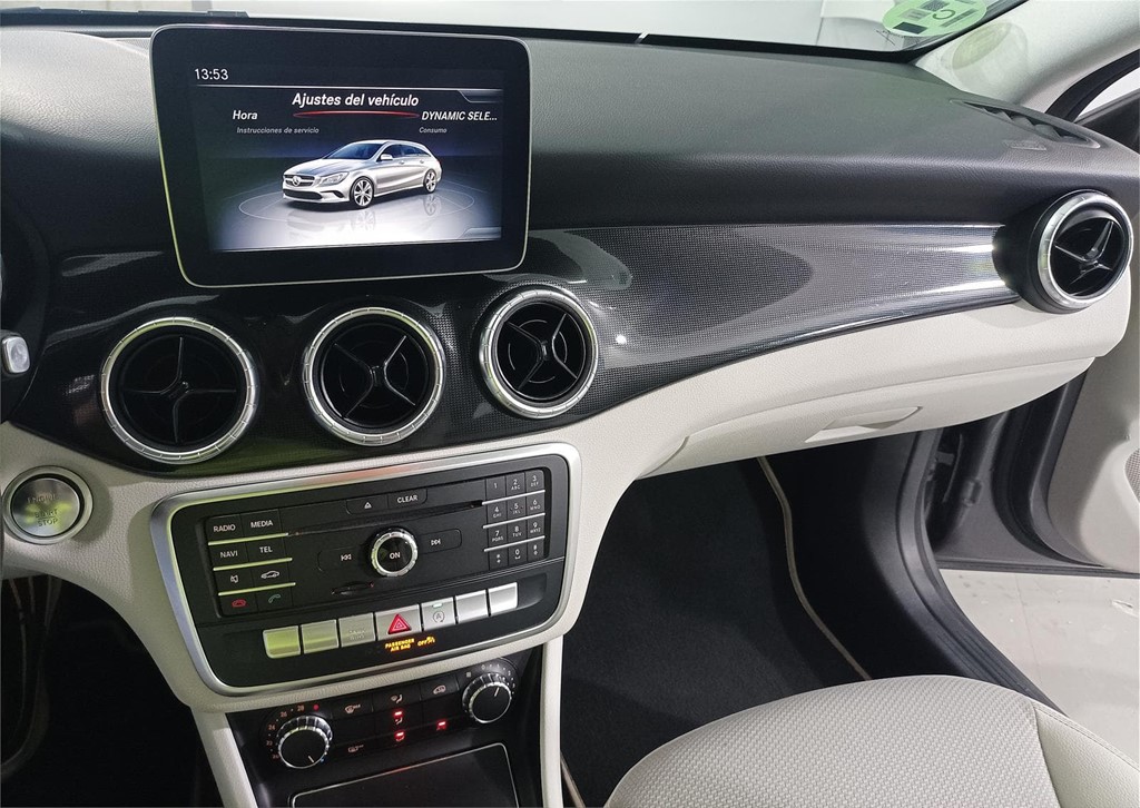 Foto 17 MERCEDES CLA 200D CDI 2.0 135CV