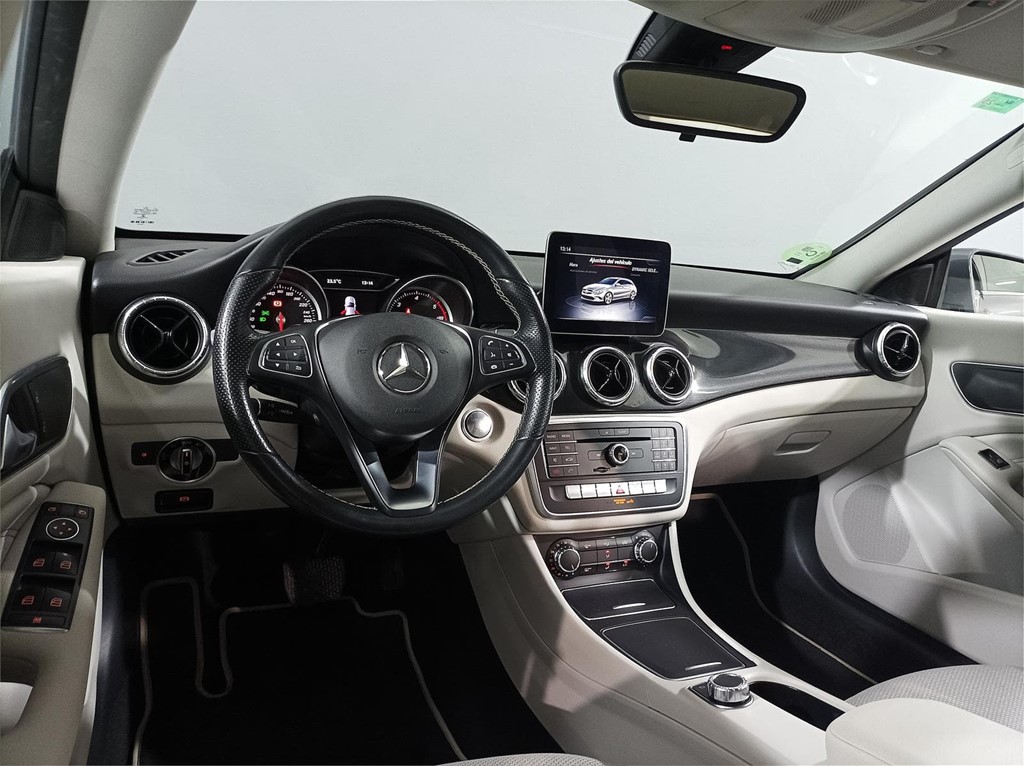 Foto 7 MERCEDES CLA 200D CDI 2.0 135CV