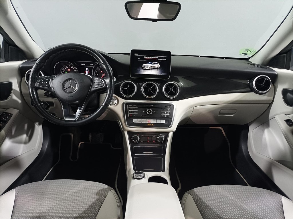 Foto 8 MERCEDES CLA 200D CDI 2.0 135CV