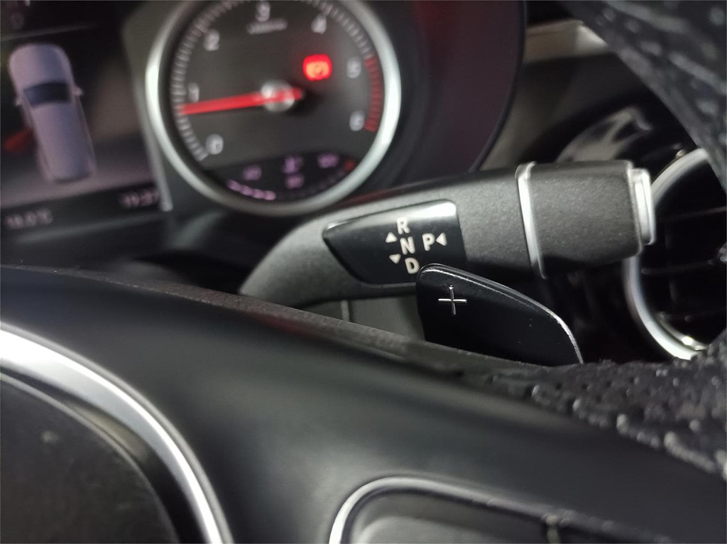 Foto 17 MERCEDES GLC 220D 4MATIC AMG (AUTO 9G)