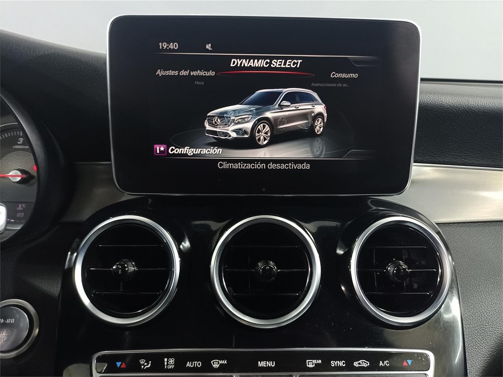 Foto 18 MERCEDES GLC 220D 4MATIC AMG (AUTO 9G)