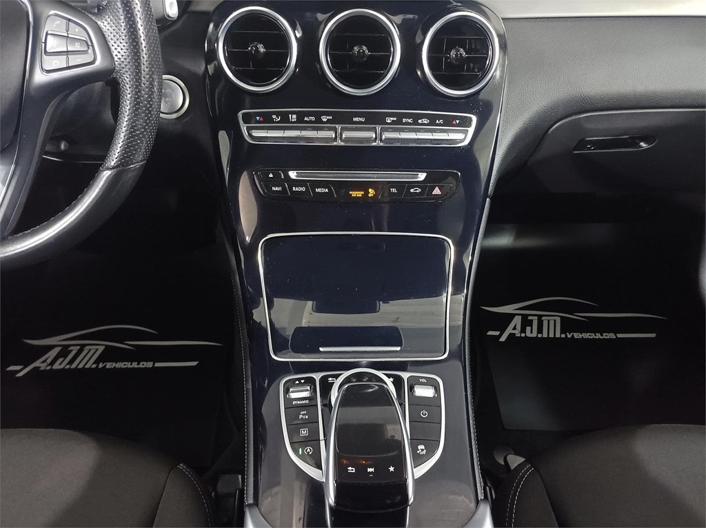 Foto 22 MERCEDES GLC 220D 4MATIC AMG (AUTO 9G)