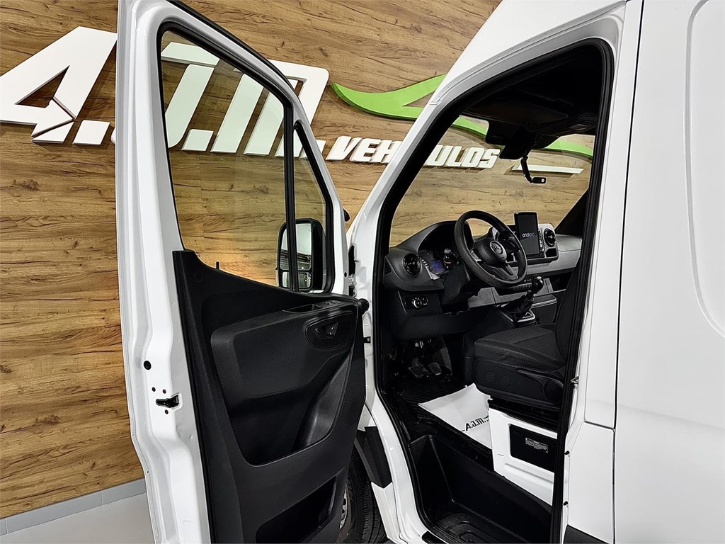 Foto 14 MERCEDES SPRINTER L2 - H2 2.2 CDI 143 CV 