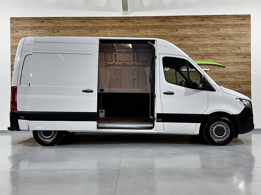 Foto 5 MERCEDES SPRINTER L2 - H2 2.2 CDI 143 CV 